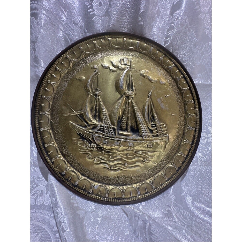 Vintage Sunshine Biscuits Tin Metal Plate Ship Wall Hanging Vintage 1940s-1950s.